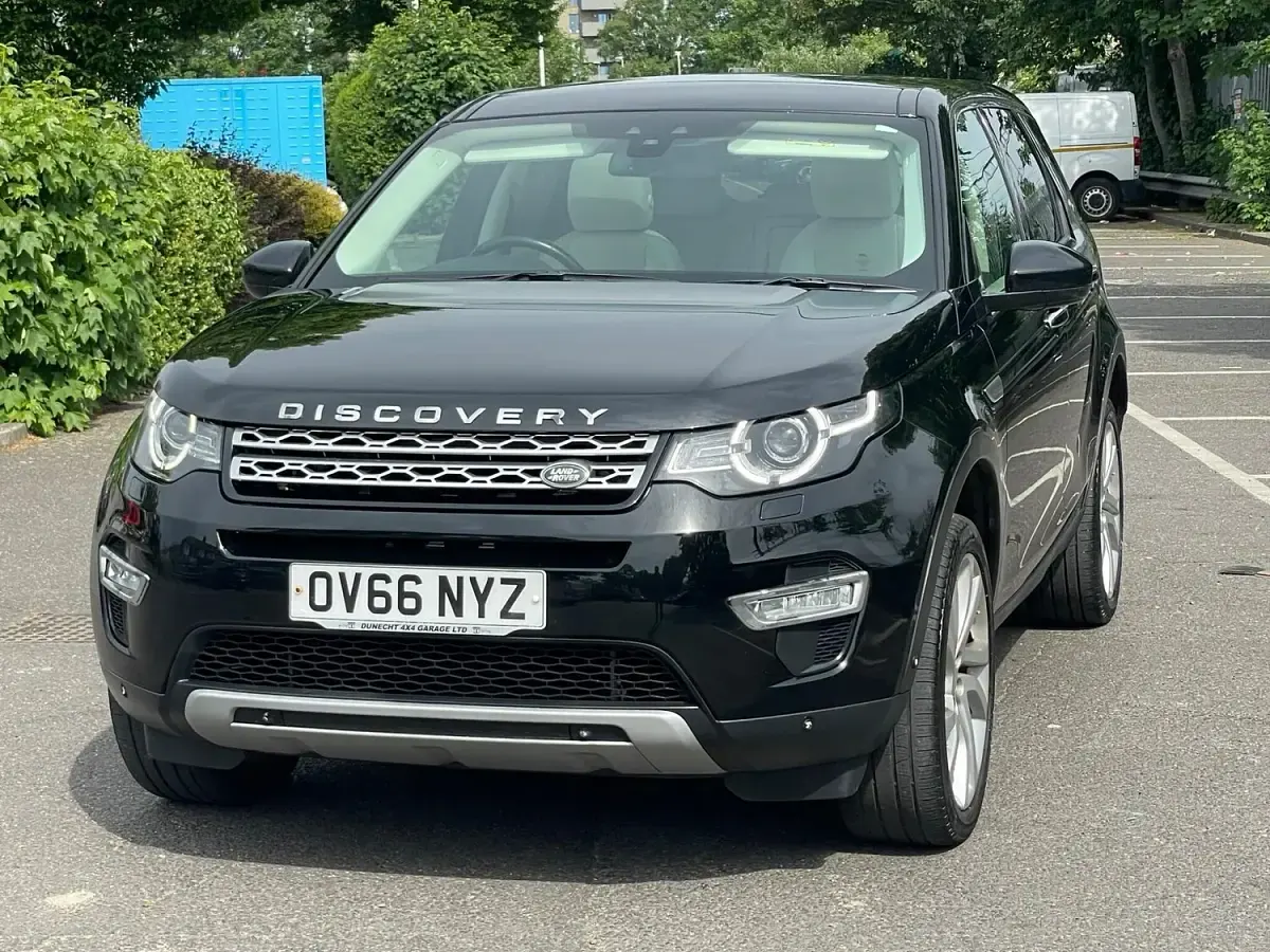 Used Land Rover Discovery 4 HSE Luxury 2016 Black SUV