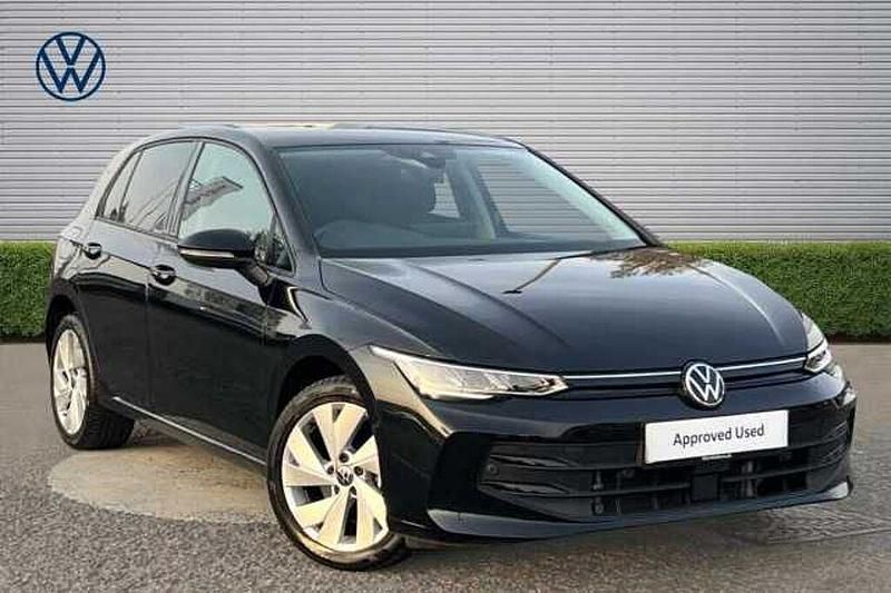 Used VW Golf VIII 204 HP (150 kW) 2025