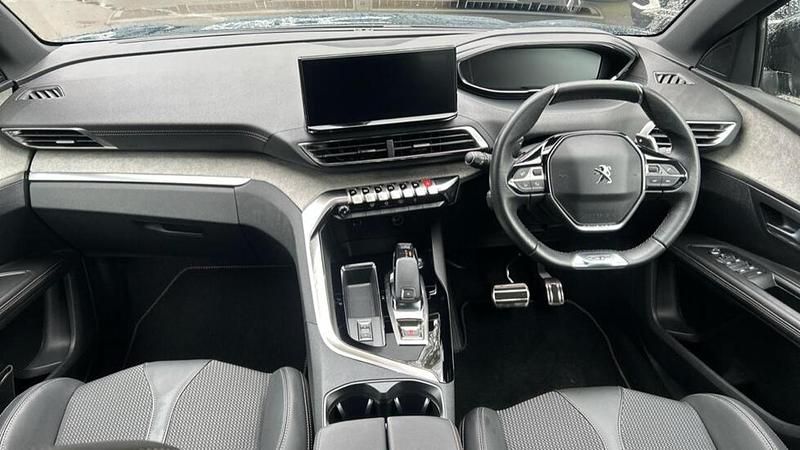 Used Peugeot 5008 GT 179 HP (131 kW) 2023 Blue SUV