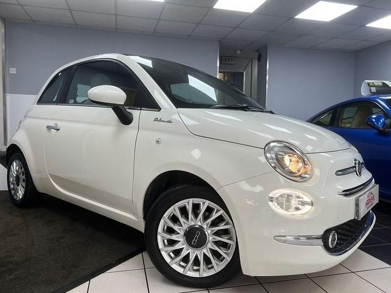 Used Fiat 500 Dolcevita 70 HP (51 kW) 2022 White Hatchback