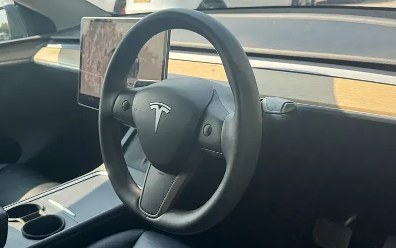 Used Tesla Model Y Long Range AWD 286 kW (389 HP) 2022 Grey SUV