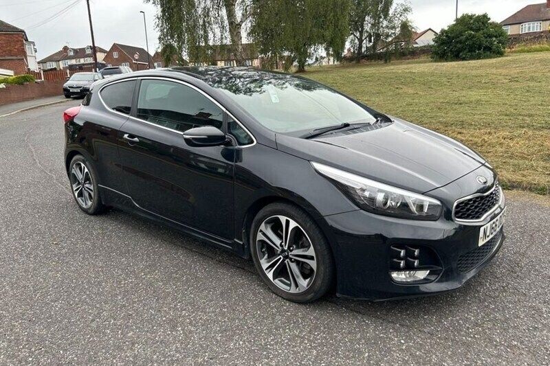 Black Used 2016 Kia ProCeed GT-Line Hatchback | £6,895 (Fair price) - Image 1/1