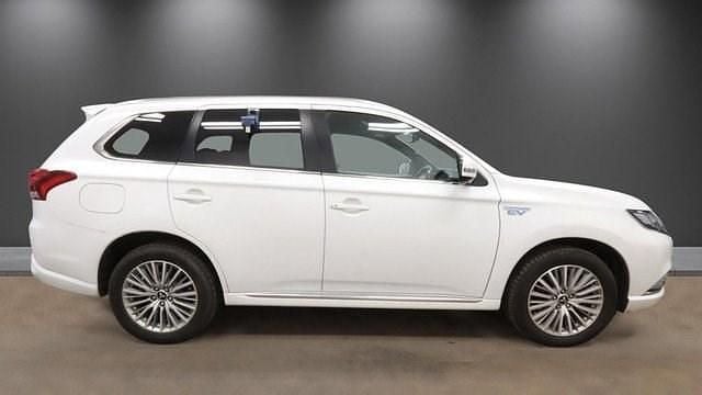 Used Mitsubishi Outlander 209 HP (153 kW) 2019 SUV