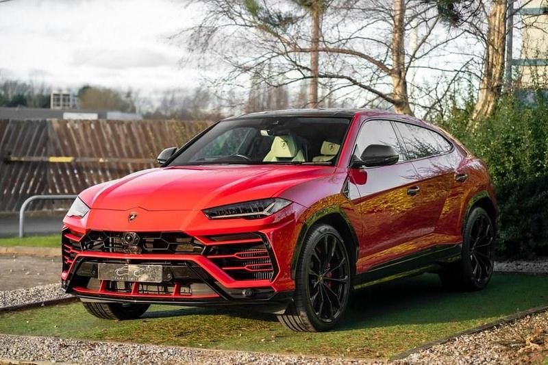 Used Lamborghini Urus 650 HP (478 kW) 2019 Red SUV