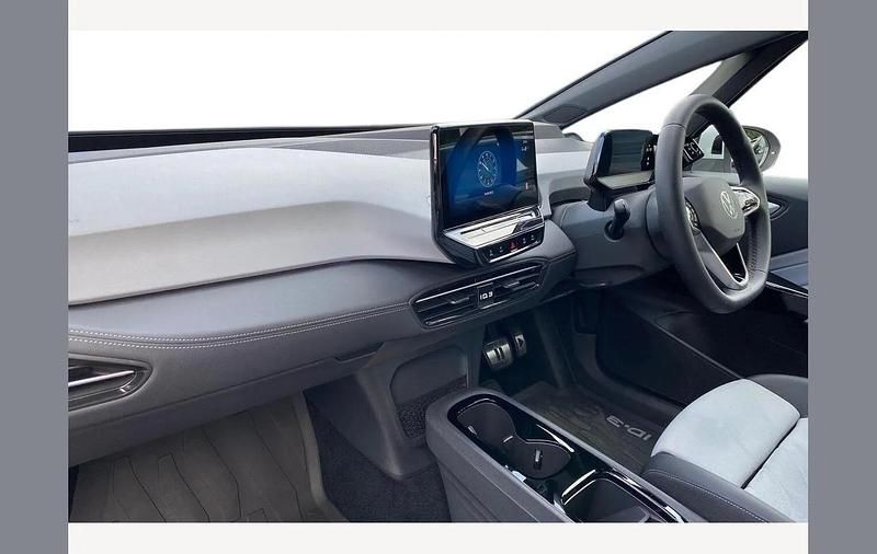 Used VW ID.3 Pro 147 kW (200 HP) 2025 White Hatchback