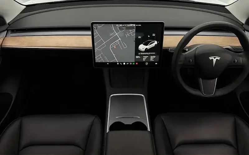 Used Tesla Model 3 Long Range AWD 366 kW (498 HP) 2021 White Sedan