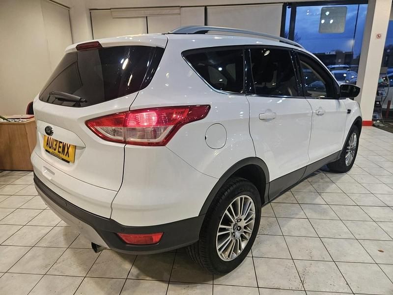 Używany Ford Kuga Titanium 140 KM (102 kW) 2013 Biały SUV