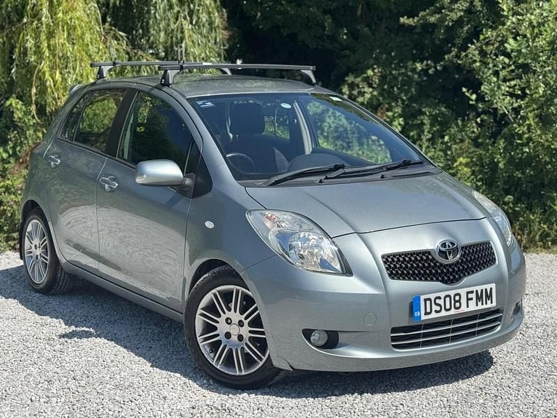 Silver Used 2008 Toyota Yaris SR Hatchback | £3,995 (Fair price) - Image 1/4