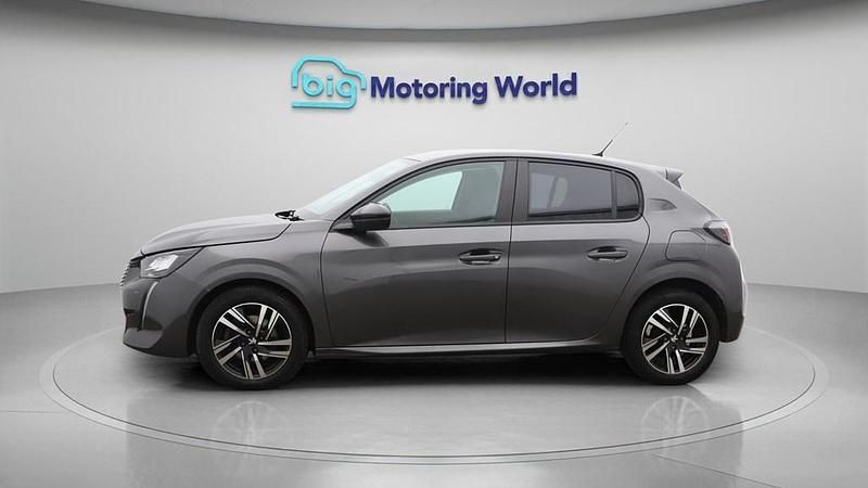 Used Peugeot 208 Active+ 100 HP (73 kW) 2023 Grey Hatchback