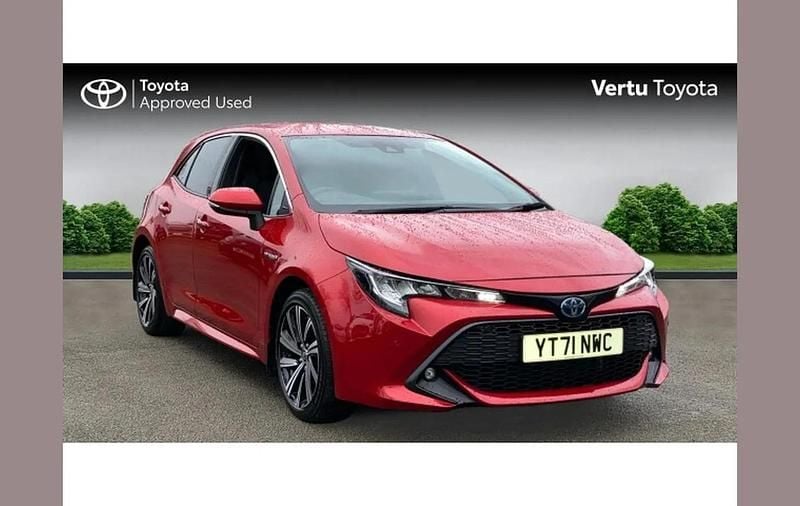 Red Used 2022 Toyota Corolla Design Hatchback | £18,490 (Fair price) - Image 1/4