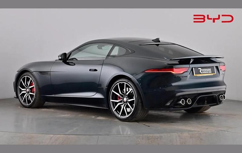 Used Jaguar F-Type R 575 HP (422 kW) 2021 British racing green Coupe