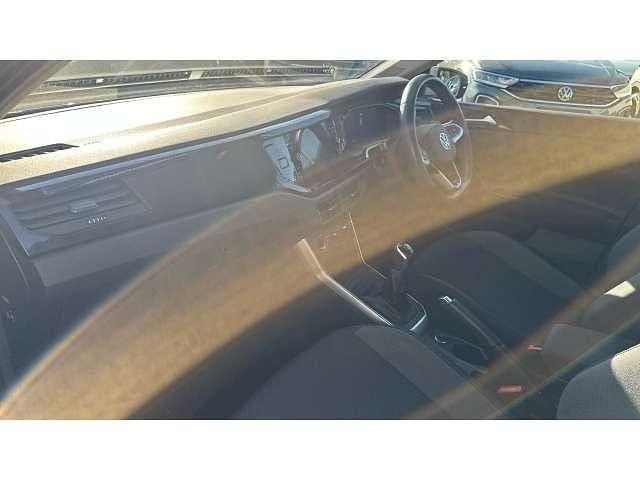 Image 2/4