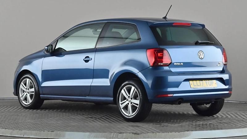 Used VW Polo Edition 90 HP (66 kW) 2017 Blue Hatchback