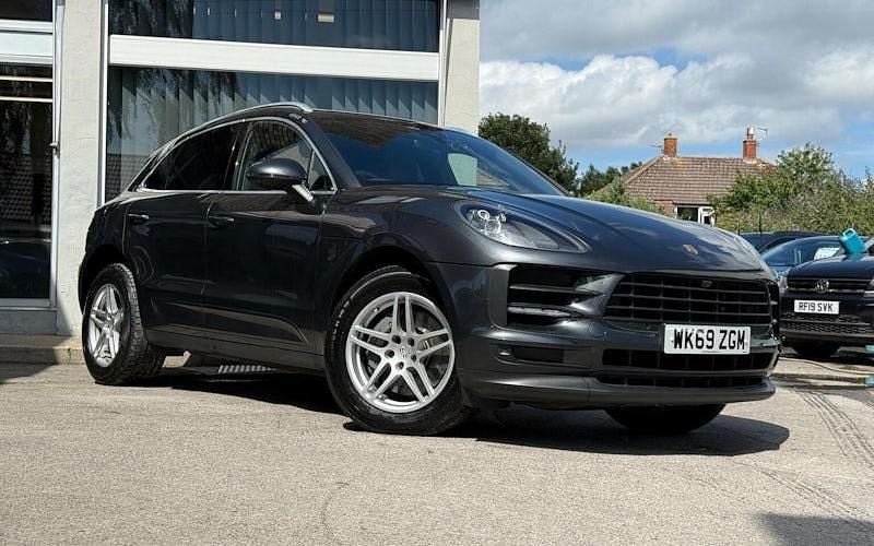 Used 2020 Porsche Macan S SUV | £35,995 (Fair price) - Image 1/4