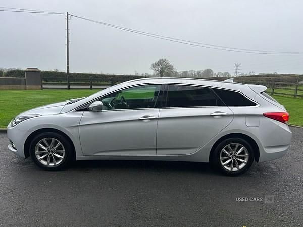 Used Hyundai i40 SE 141 HP (103 kW) 2017 Silver Estate
