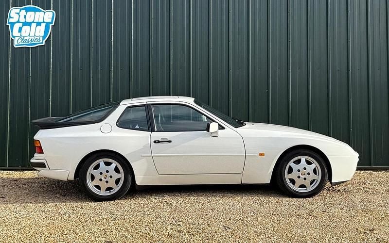 Used Porsche 944 S2 1991 White Coupe