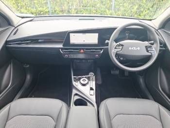 Image 3/4