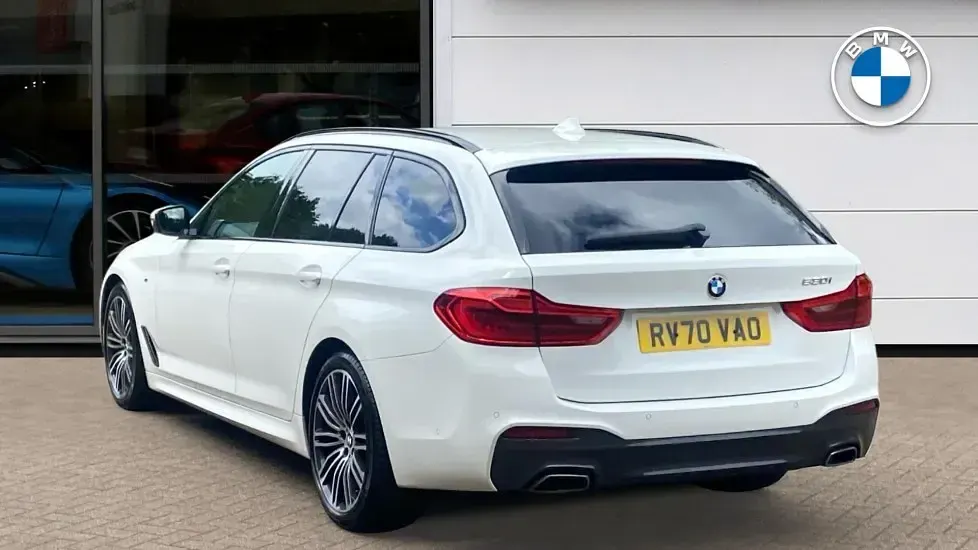 Used BMW 530 M Sport 249 HP (183 kW) 2020 White Estate