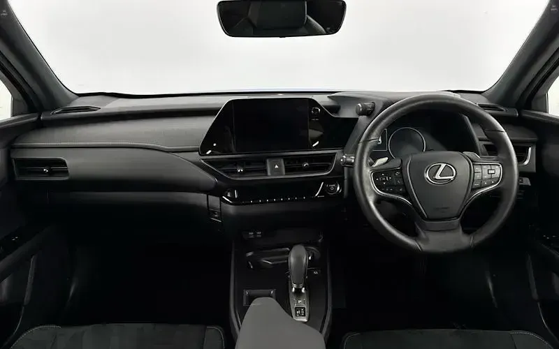 Used Lexus UX 300e 150 kW (204 HP) 2024 Blue SUV