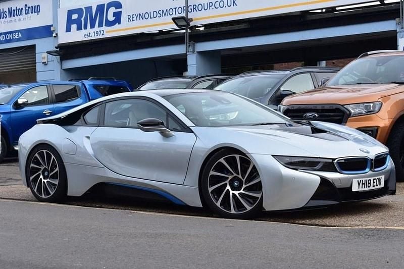 Used BMW i8 Comfort Edition 362 HP (266 kW) 2017 Silver Coupe