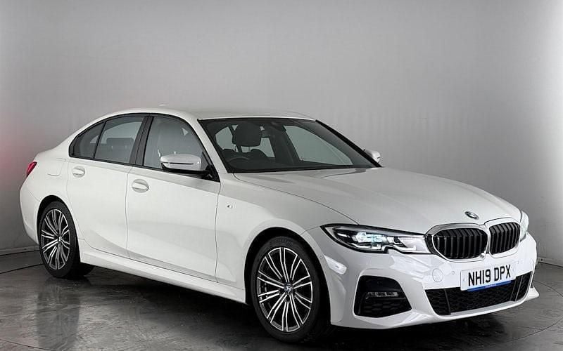 Used 2022 BMW 320 M Sport Sedan | £18,050 (Super price) - Image 1/3