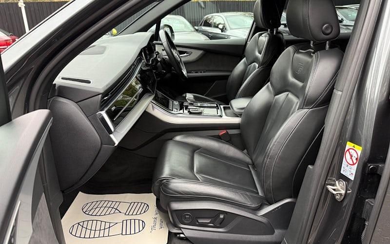 Used Audi Q7 S-Line 286 HP (210 kW) 2024 SUV