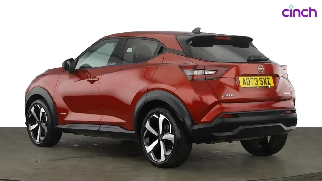 Used Nissan Juke Tekna 143 HP (105 kW) 2023 Red SUV