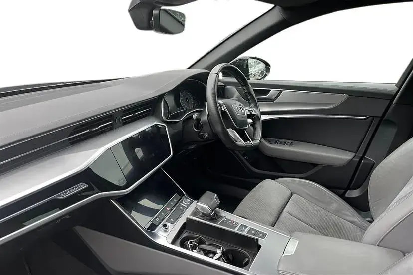 Used Audi A6 Black Edition 245 HP (180 kW) 2019 Daytona grey Sedan