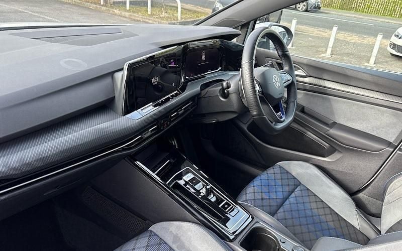 Used VW Golf VIII R 320 HP (235 kW) 2023 White Hatchback