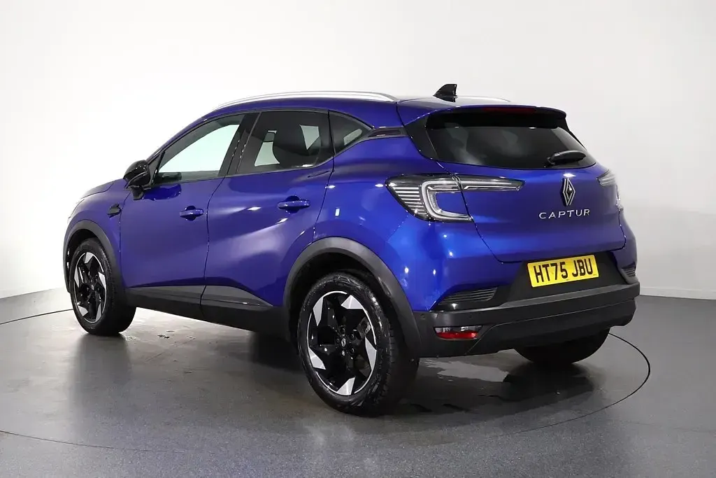 Used Renault Captur Techno 2026 Blue SUV