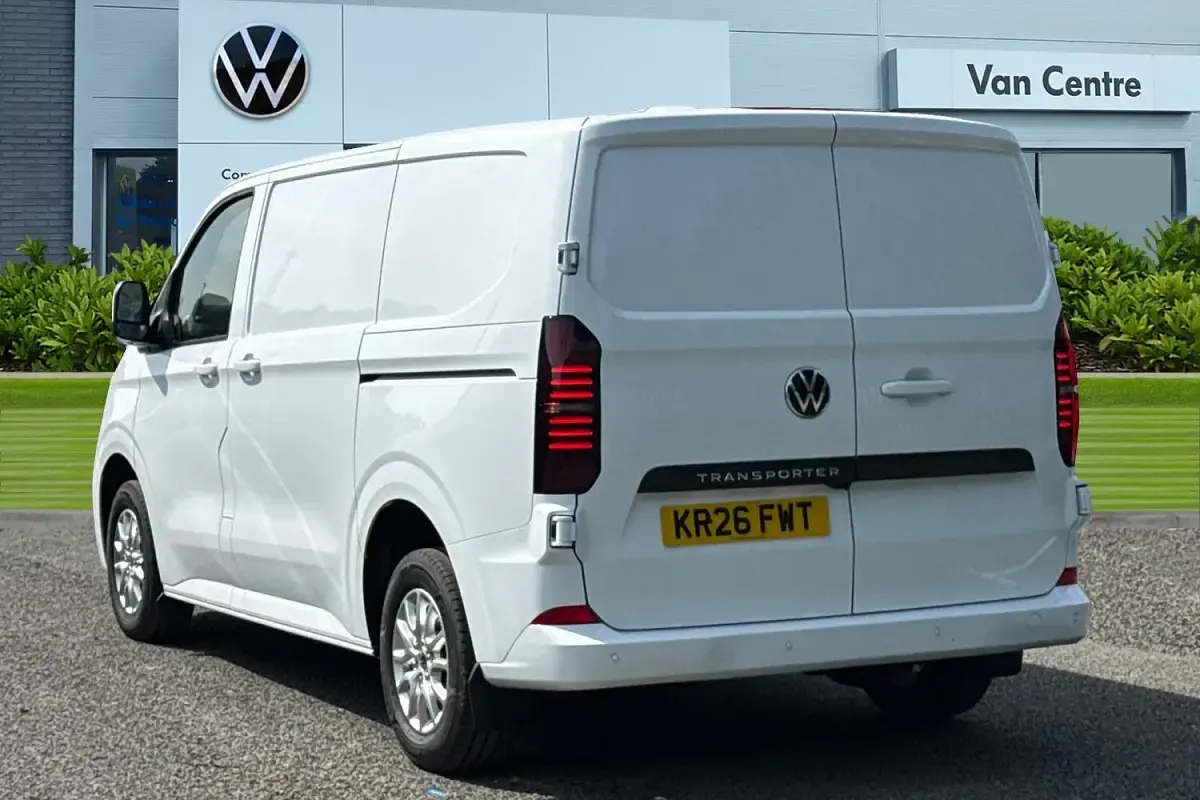 New VW T7 Pro 148 HP (108 kW) 2026 White Van