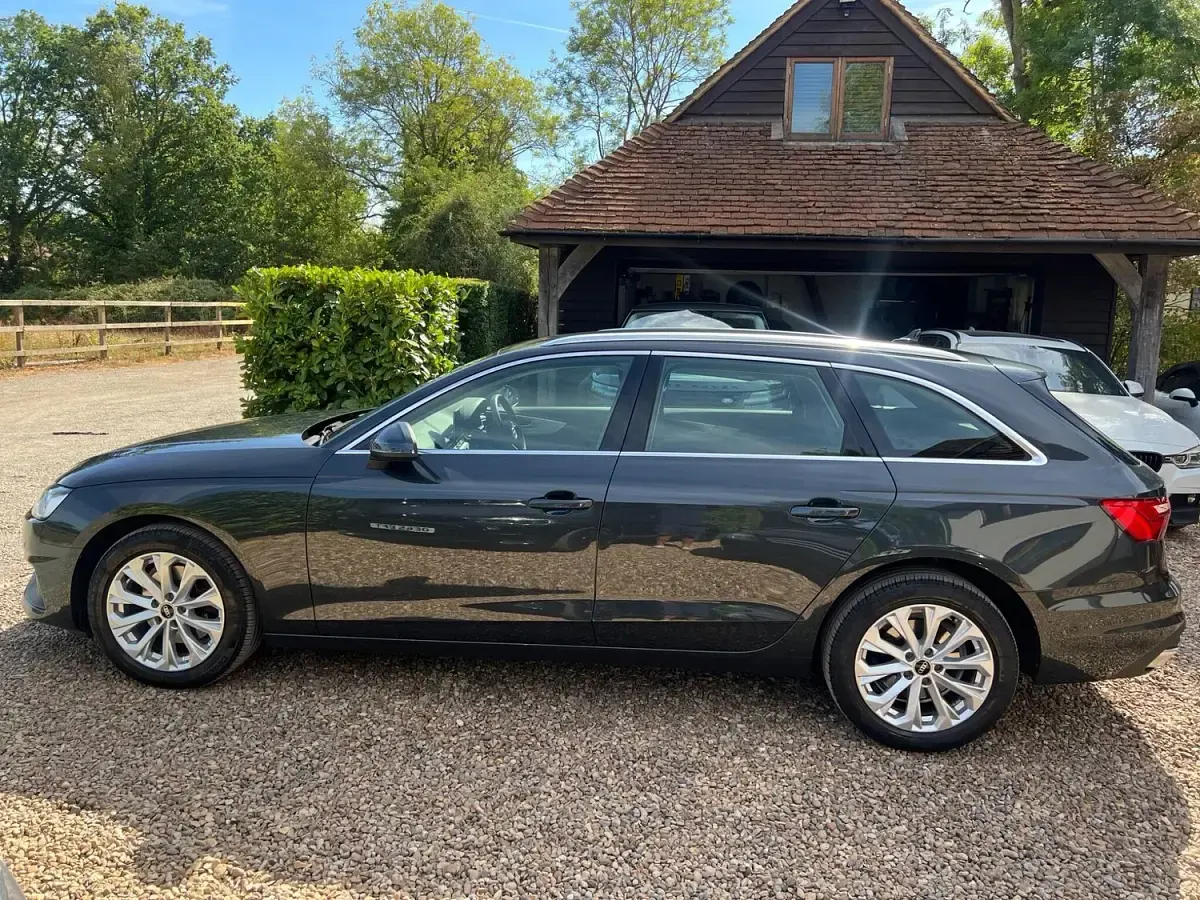 Used Audi A4 Comfort 150 HP (110 kW) 2023 Grey Estate