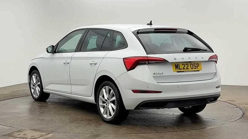 Used Skoda Scala SE L 110 HP (80 kW) 2022 Moon white metallic Hatchback
