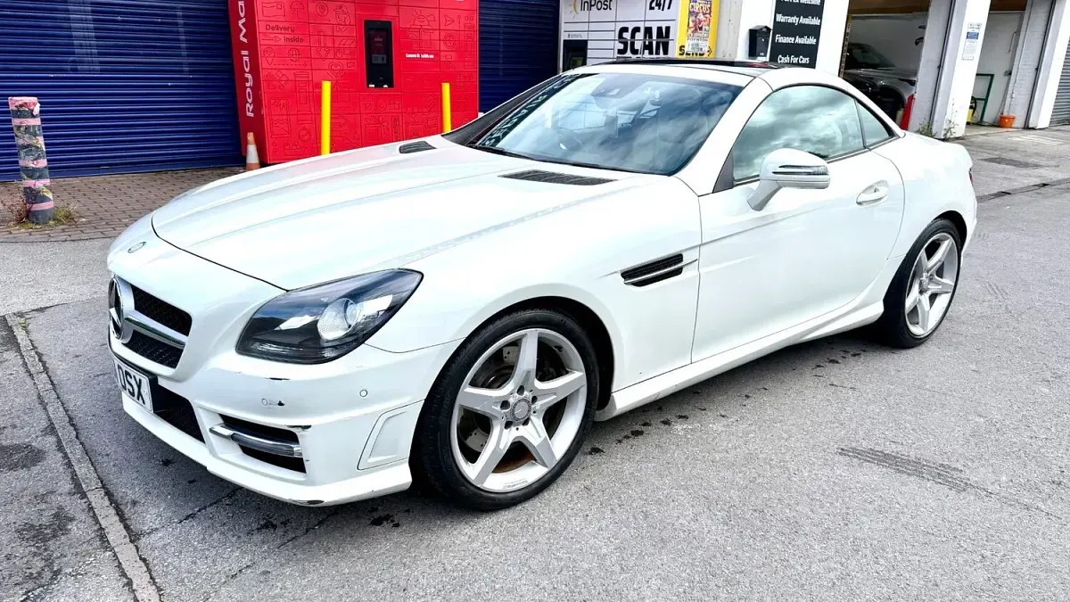 Used Mercedes SLK200 AMG 2011 White Cabriolet
