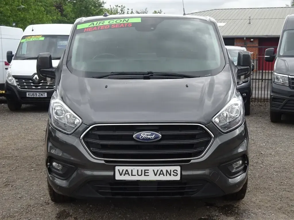 Used Ford Transit Custom Limited 130 HP (95 kW) 2021 Grey Van