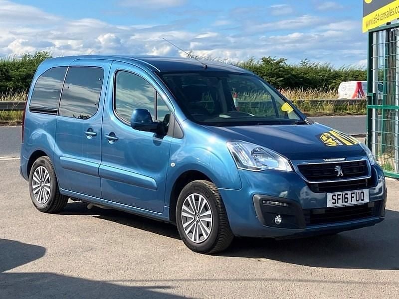 Blue Used 2016 Peugeot Partner MPV | £5,950 (Good price) - Image 1/4