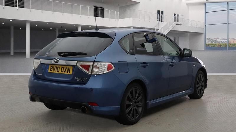 Begagnad Subaru Impreza 2010 Blå Halvkombi