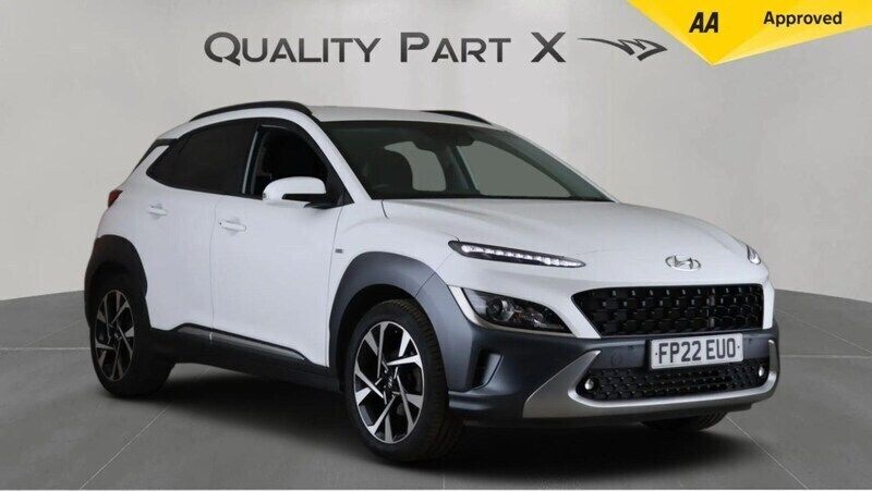White Used 2022 Hyundai Kona Premium SUV | £13,400 (Good price) - Image 1/4