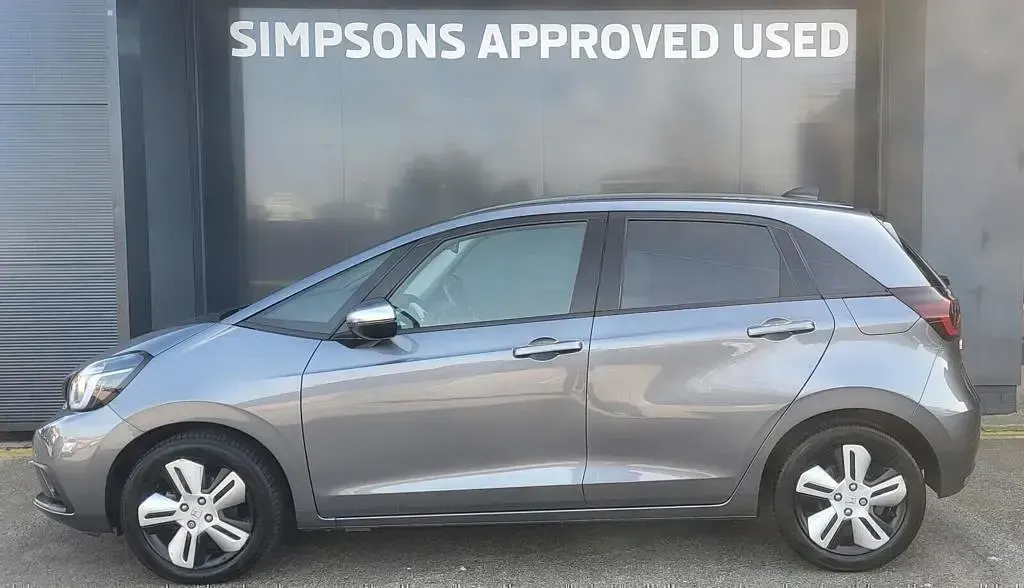 Used Honda Jazz Hybrid 109 HP (80 kW) 2021 Grey Hatchback