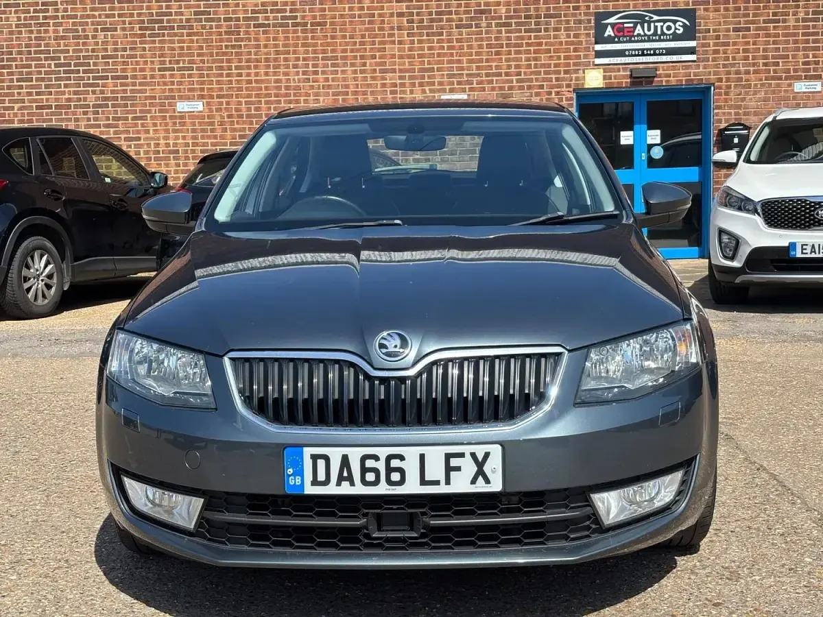 Used Skoda Octavia SE L 150 HP (110 kW) 2016 Grey Estate