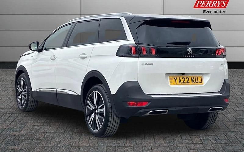 Used Peugeot 5008 Premium 131 HP (96 kW) 2022 MPV