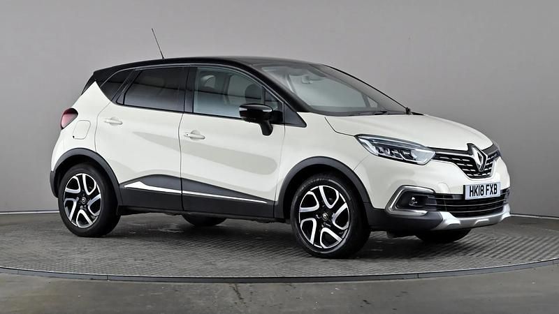 Cream/black Used 2018 Renault Captur Dynamique SUV | £8,998 (Fair price) - Image 1/4
