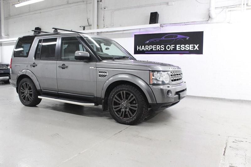 Grey Used 2010 Land Rover Discovery 4 HSE SUV | £7,995 (Good price) - Image 1/4