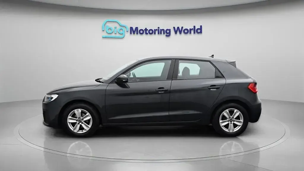 Used Audi A1 Sportback 95 HP (69 kW) 2021 Grey Hatchback