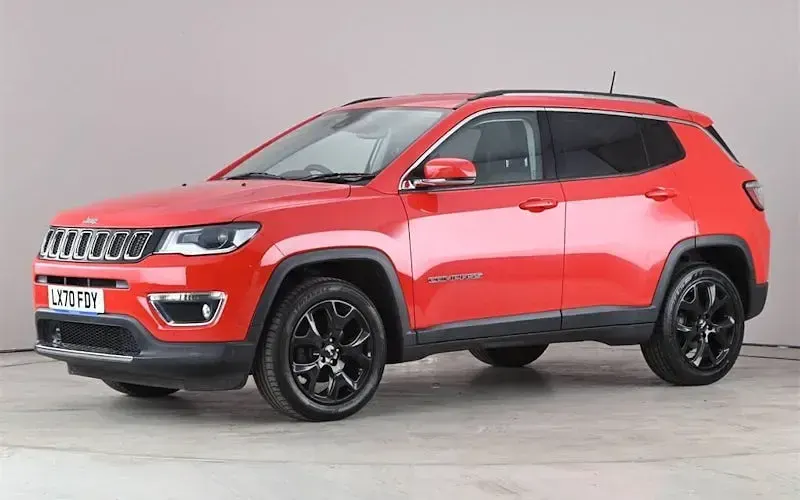 Begagnad Jeep Compass Limited 140 HK (102 kW) 2020 Röd SUV