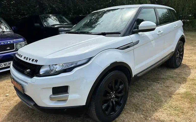 Used Land Rover Range Rover evoque Pure 190 HP (139 kW) 2015 Hatchback