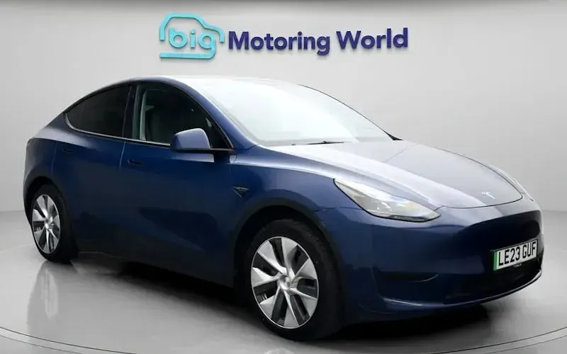 Used Tesla Model Y Standard Range 219 kW (299 HP) 2023 SUV