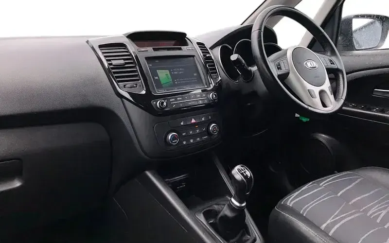 Used Kia Venga 128 HP (94 kW) 2018 Silver Hatchback
