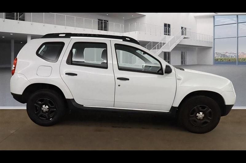 Used 2017 Dacia Duster Ambiance Estate | £3,990 (Good price) - Image 1/1