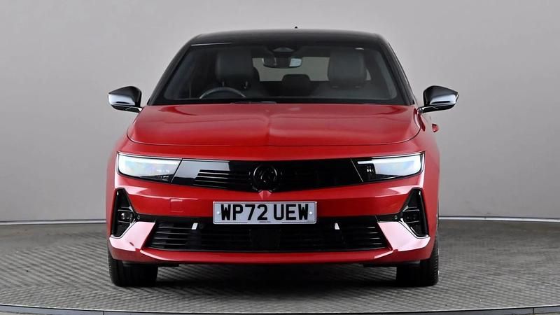 Used Vauxhall Astra GS Line 180 HP (132 kW) 2022 Red Hatchback